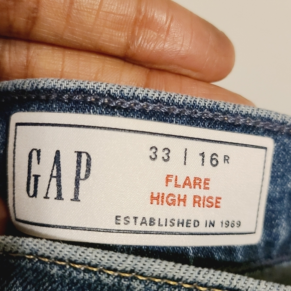 Gap | Women's Flared High Rise Medium Indigo Blue Jeans (Size 16R/33) - Picture 4 of 16